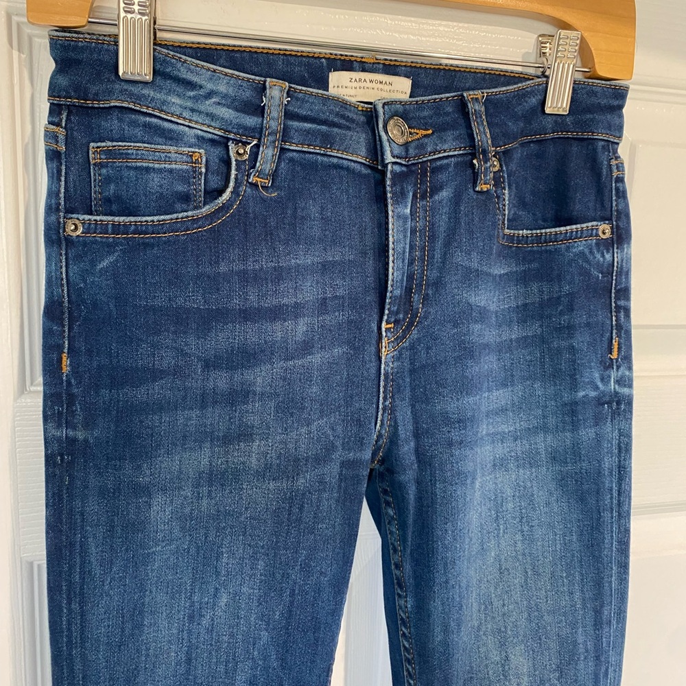 Zara || Skinny Blue Jeans